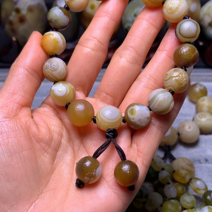 羽***缘玛瑙/玉髓未镶嵌裸石