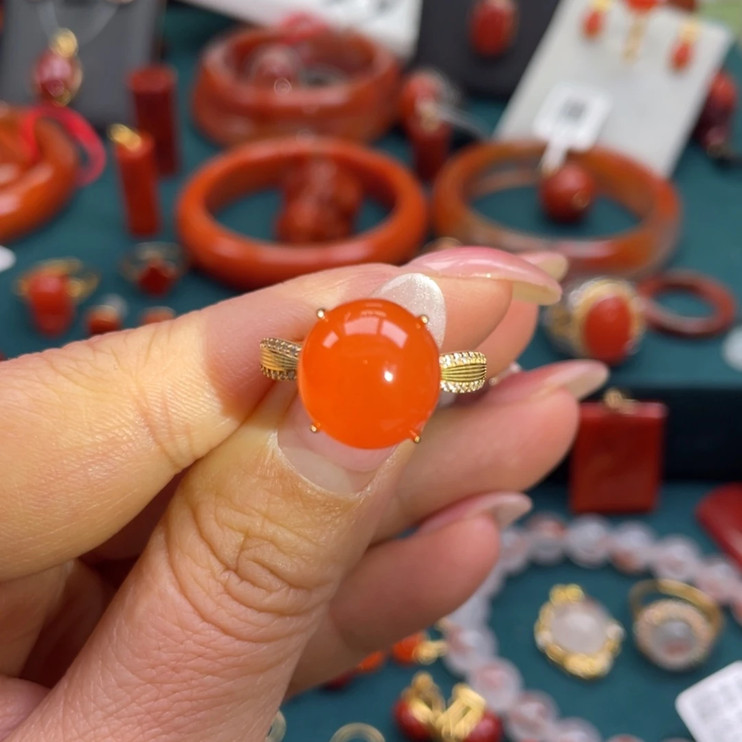 南红玛瑙银S925镶嵌保山南红冰红蛋面戒指