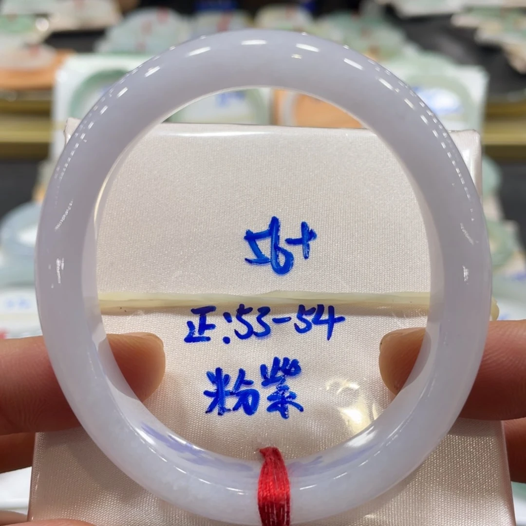 翡翠手镯未镶嵌翡翠手镯