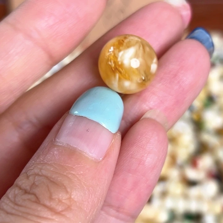 未镶嵌蜜蜡裸石13.3mm一个