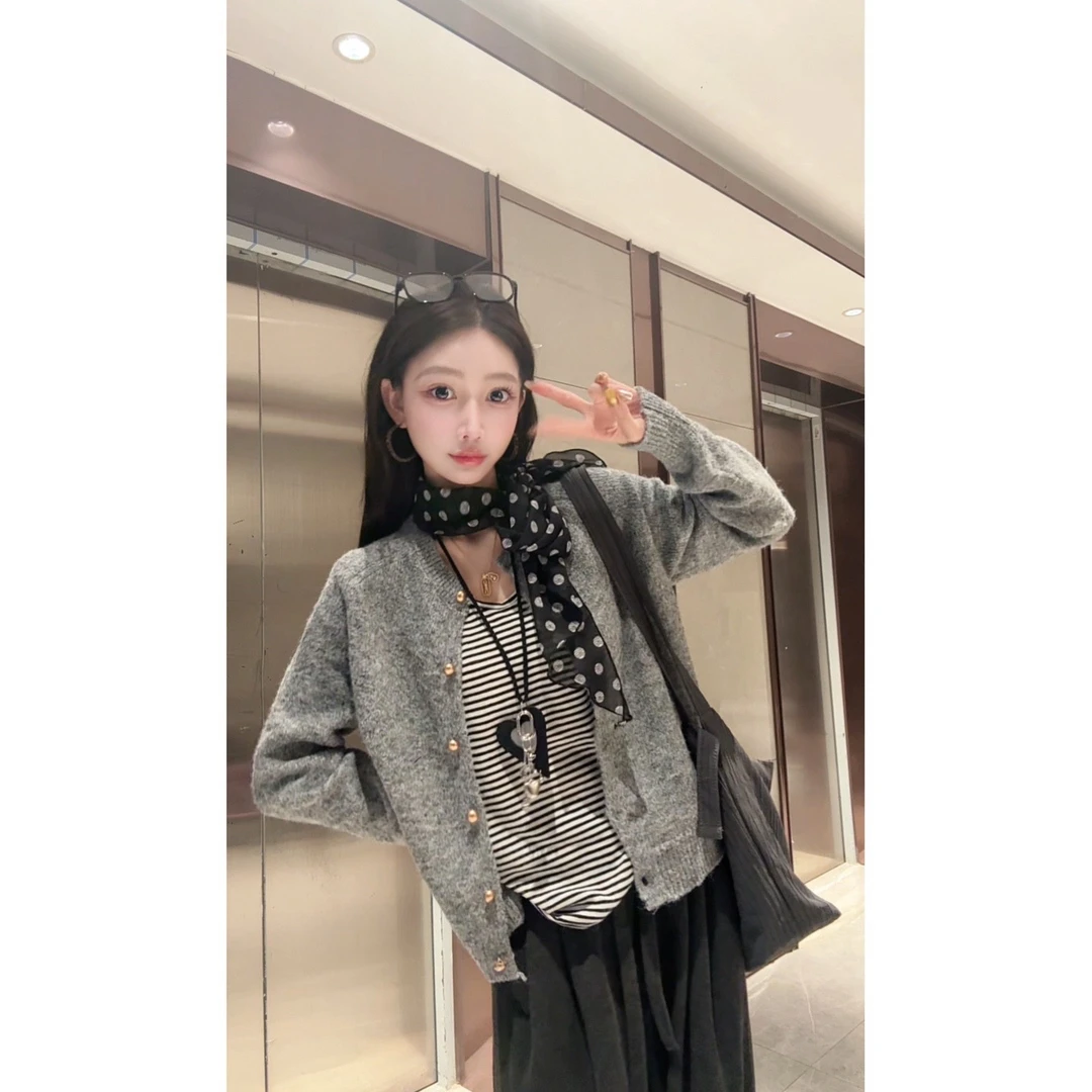 韩系外穿洋气长袖毛衣女2025秋季新款慵懒风短款宽松针织开衫上衣
