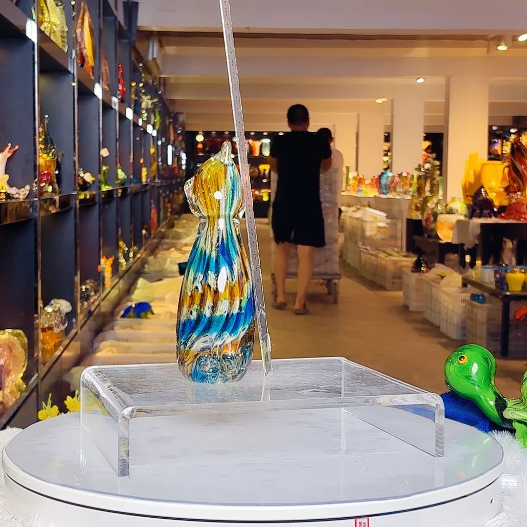 琉璃手工艺品琉璃岛上有个叫小白