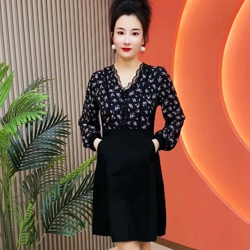 春夏季新款碎花显瘦气质连衣裙拼接时尚减龄遮肚妈妈装中长裙子女