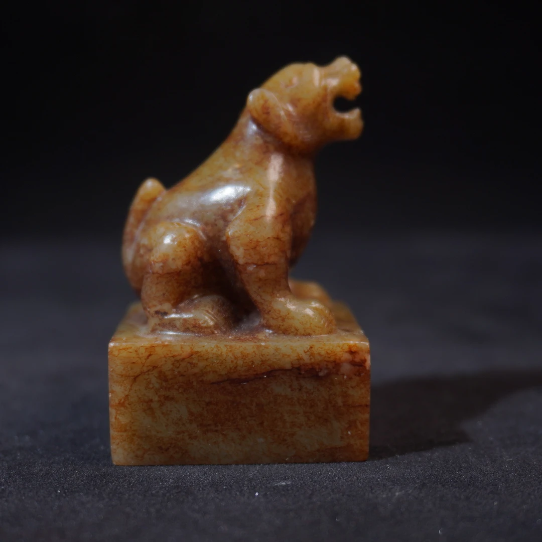 6AH32    明    和田玉瑞兽印章