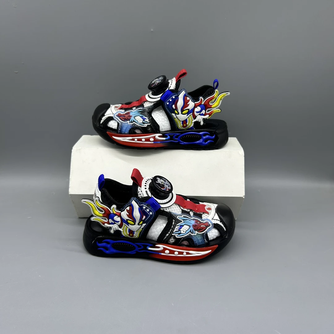 619【包头】男童奥特曼包头纽扣运动凉鞋26-31