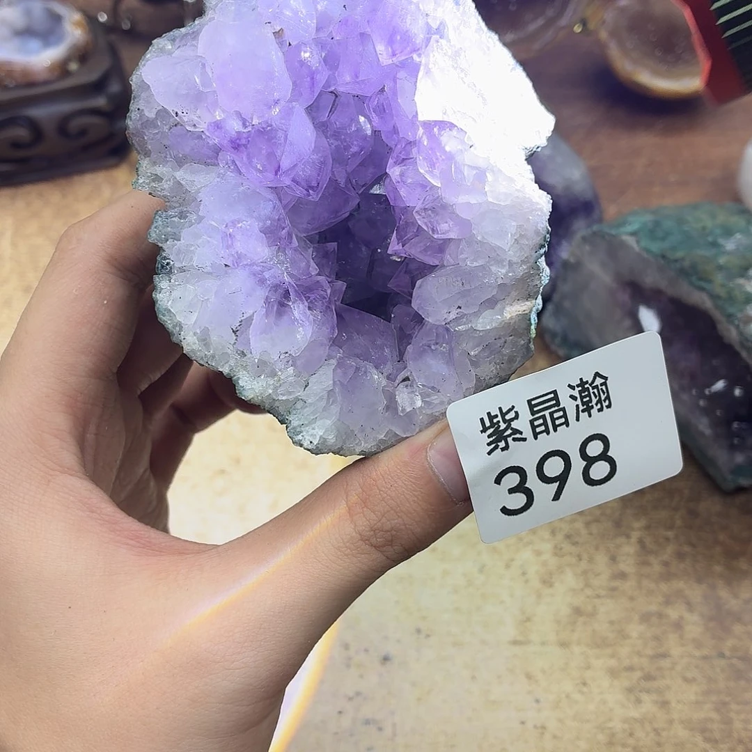 未镶嵌水晶大型摆件（非配饰）