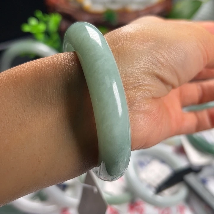 翡翠未镶嵌手镯纯天然缅甸A货翡翠晴果绿福利镯55.5