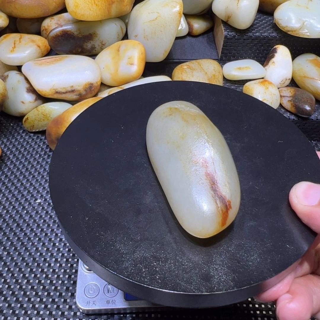 和田玉（子料）未镶嵌颈饰84