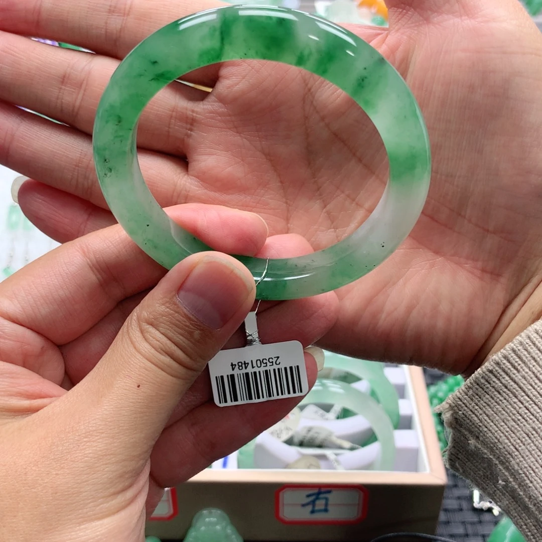 石英质玉未镶嵌手镯青青58-多人