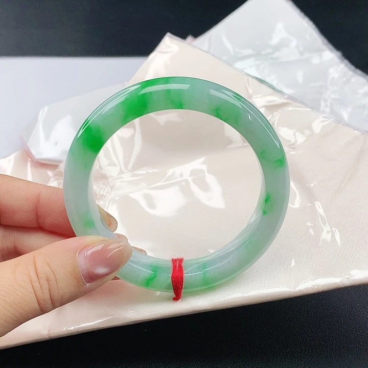翡翠手镯未镶嵌乐***～翡翠877