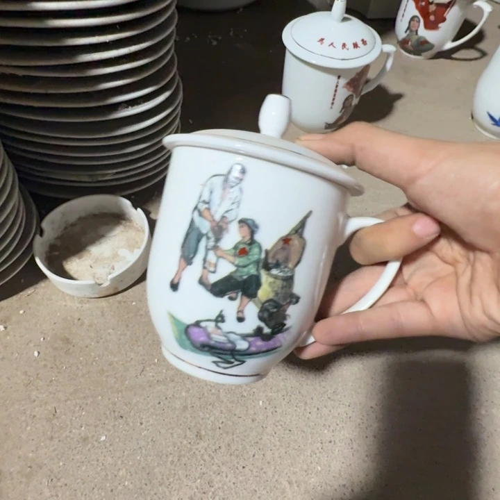 景德镇的陶瓷瓷器