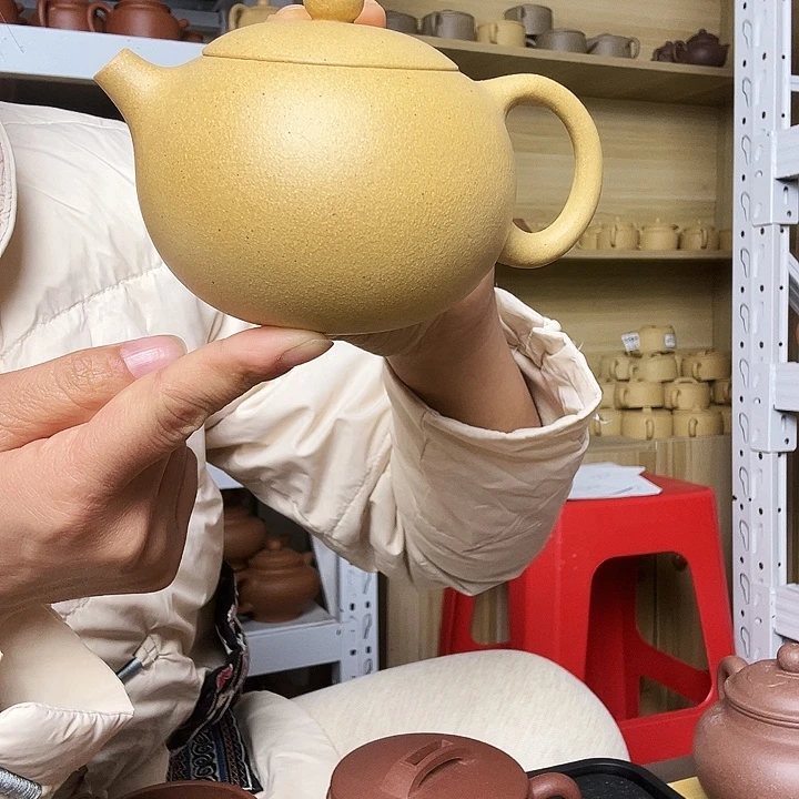 茶壶紫砂黄金段半手280