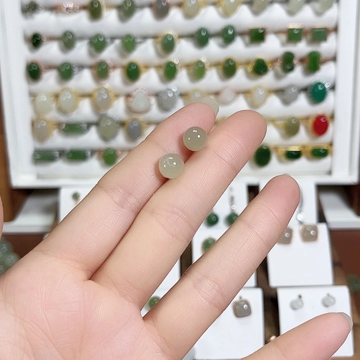 和田玉银S925镶嵌耳饰