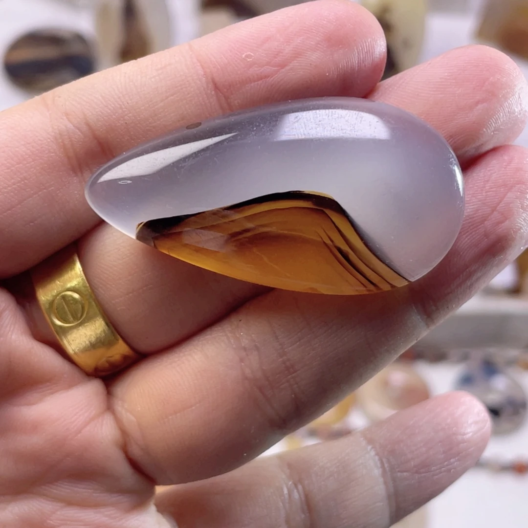 玛瑙/玉髓未镶嵌珠宝奇石