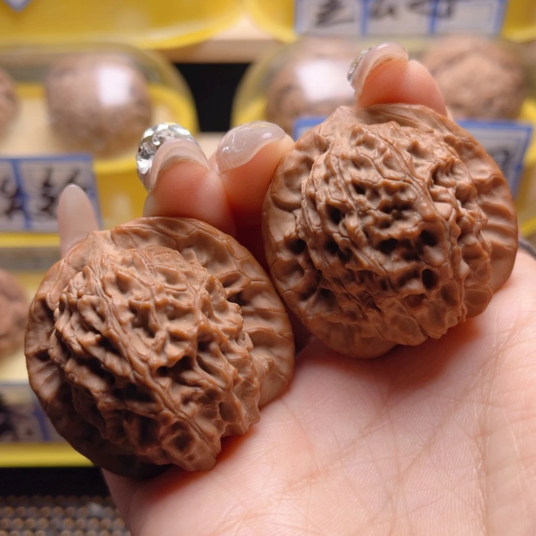 文玩核桃把件马老四