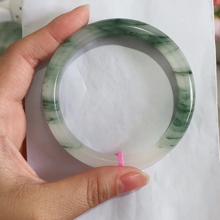 石英岩玉手镯未镶嵌剩***实36