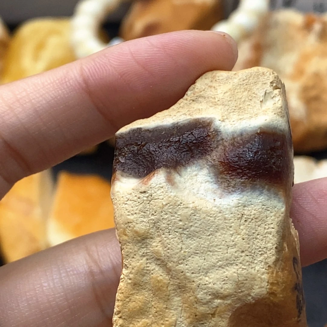 L***K定制琥珀未镶嵌蜜蜡