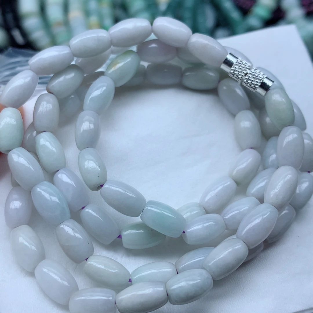 翡翠颈饰未镶嵌手串