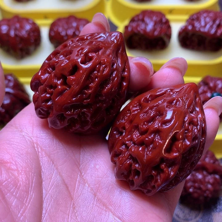 文玩核桃吊坠鸡心37