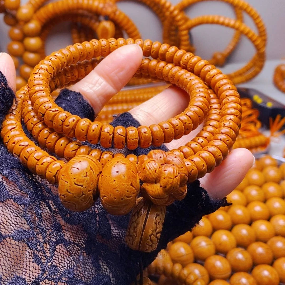 用***6桃核吊坠4乘8精品脖挂核片166