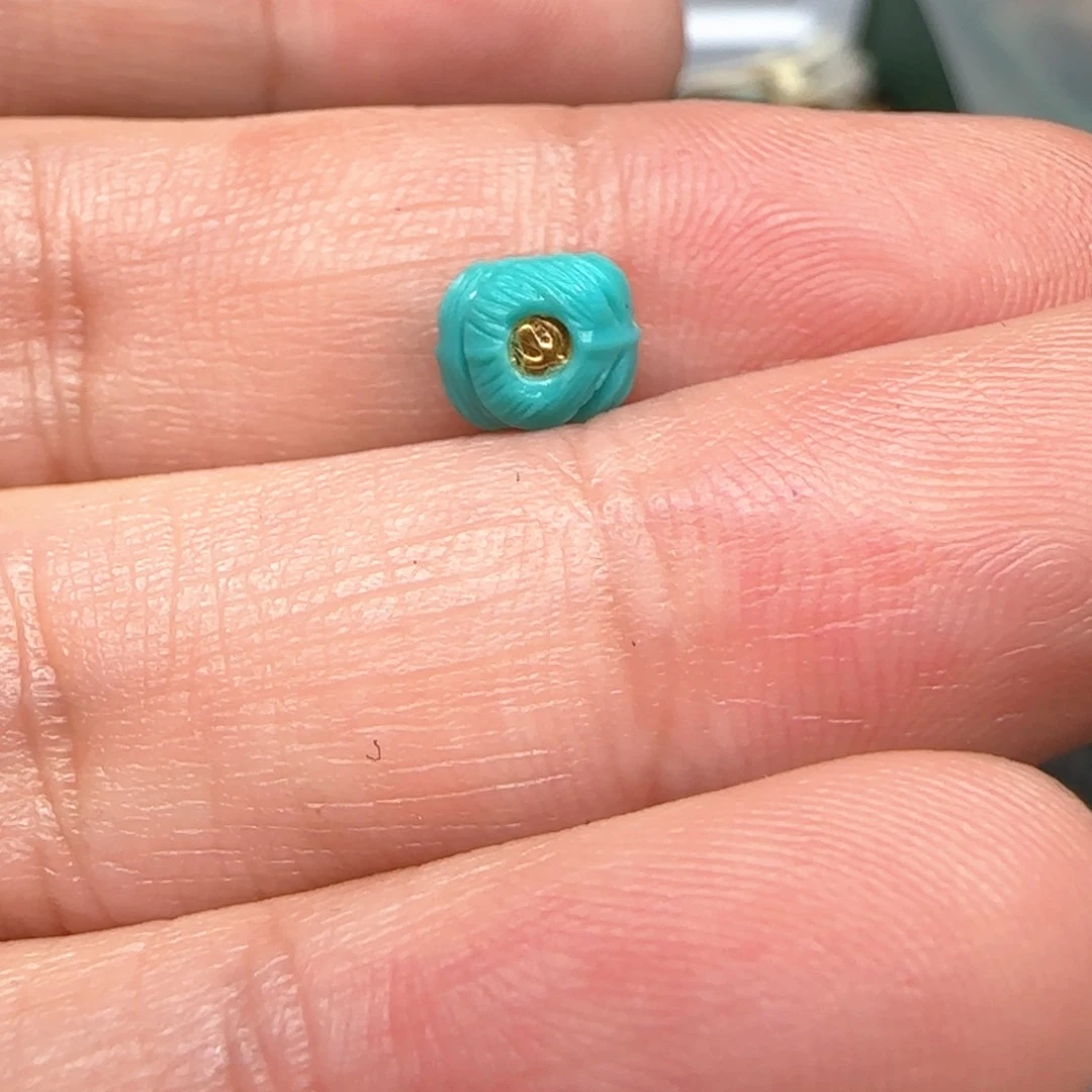 绿松石配饰未镶嵌