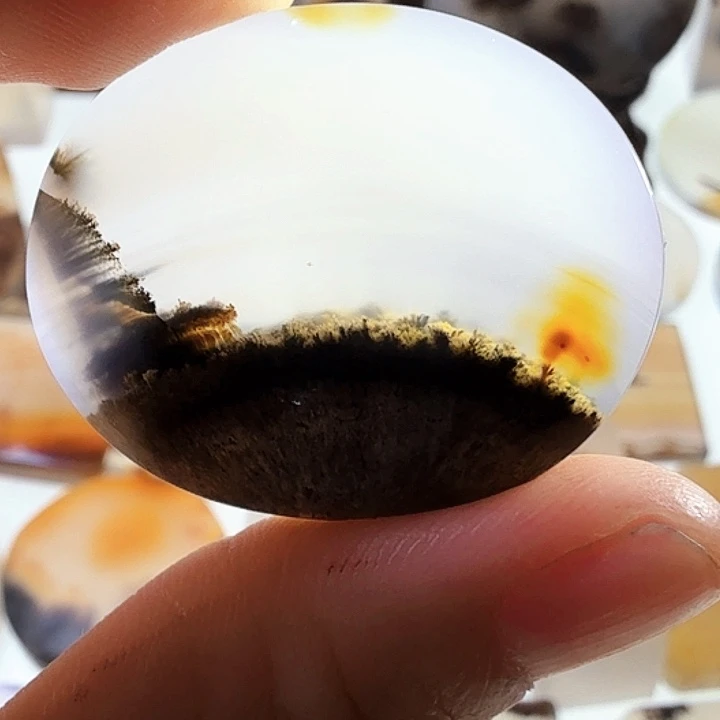 玛瑙/玉髓未镶嵌珠宝半成品