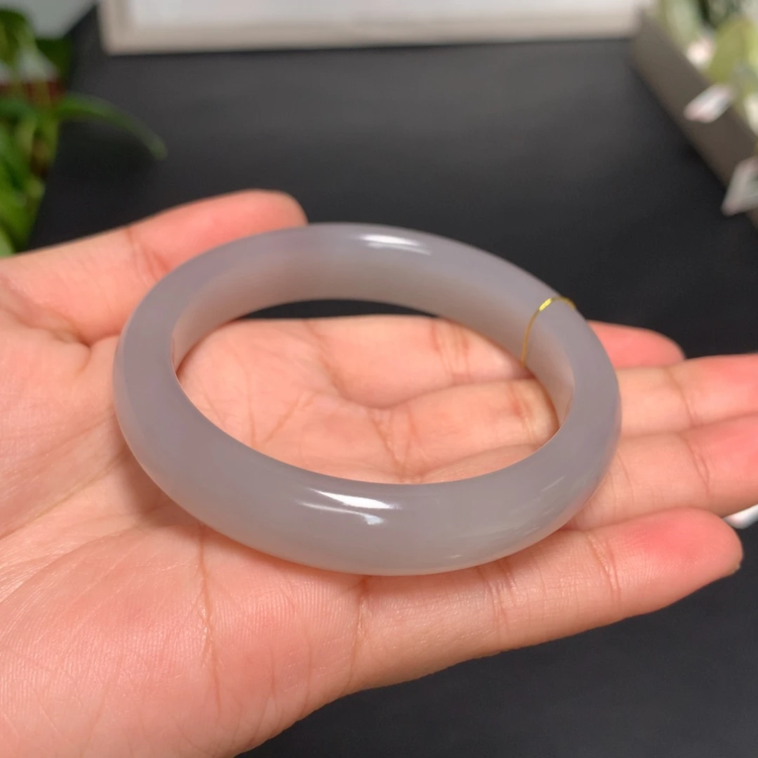 和田玉手镯未镶嵌52