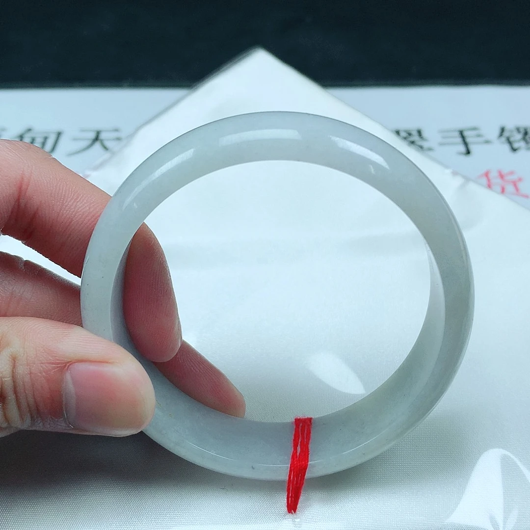 翡翠手镯未镶嵌圈56