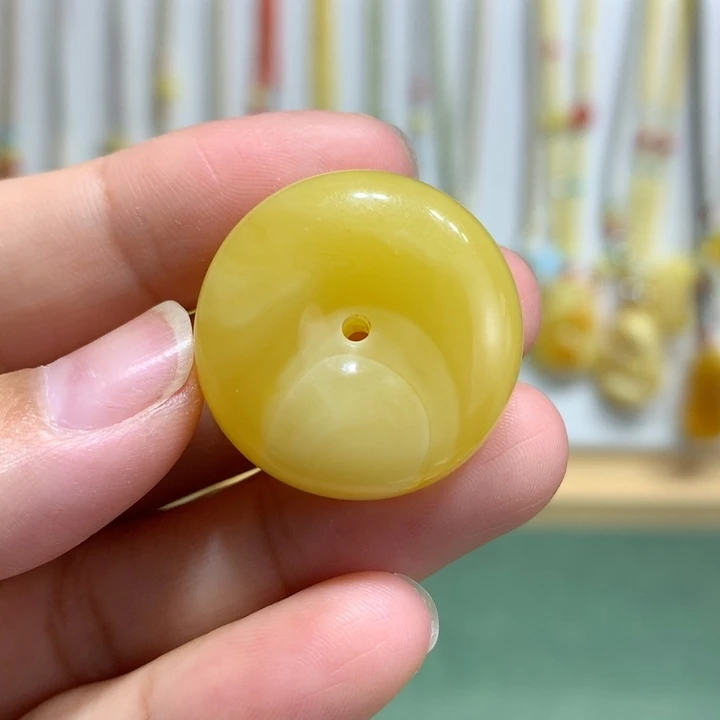 蜜蜡颈饰未镶嵌吊坠