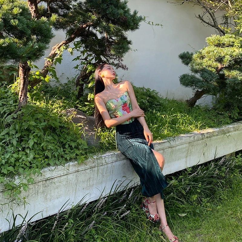 小丽竹分青霭碎花打底吊带鱼骨抹胸外穿无肩带背心性感上衣