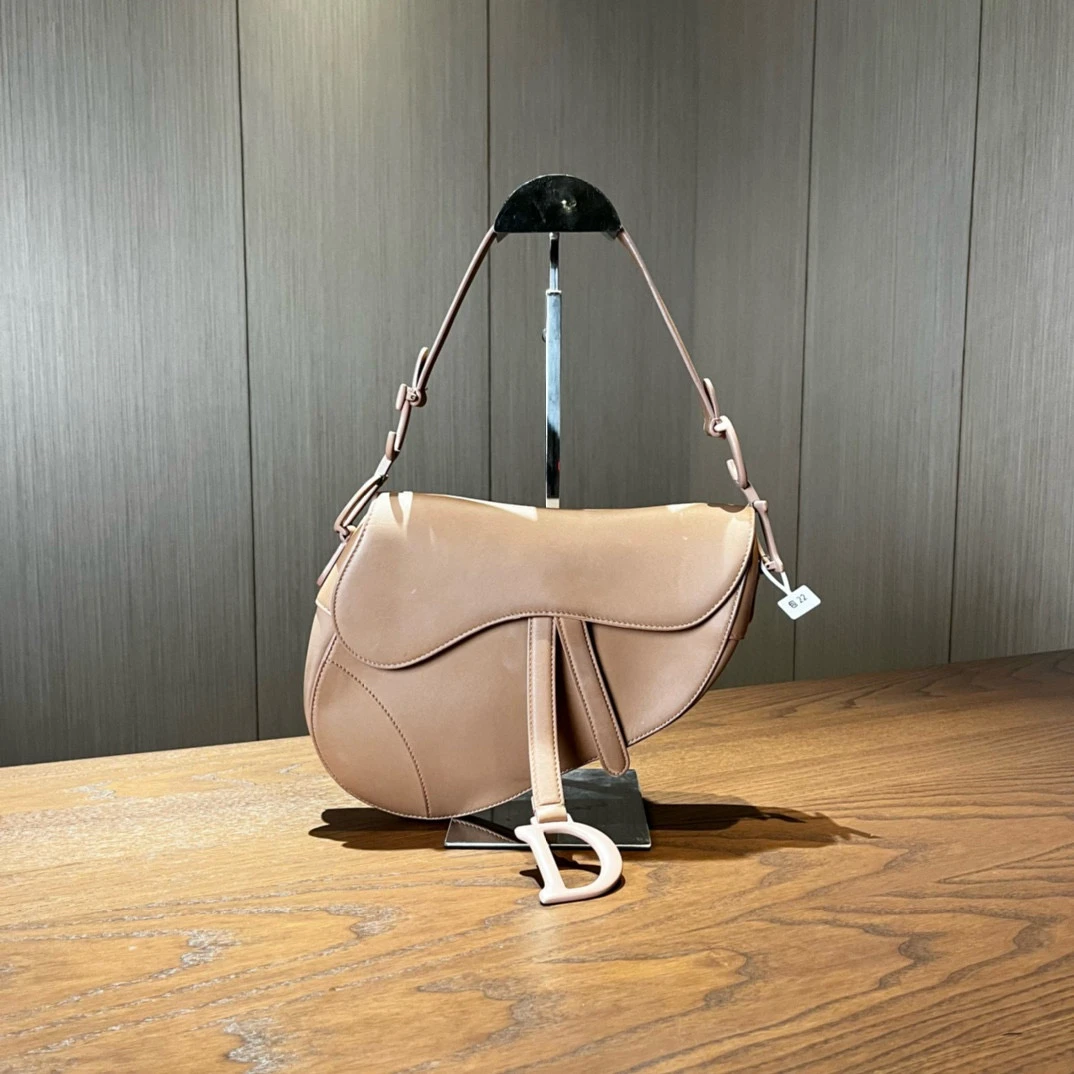 99新 DIOR/迪奥 Dior迪奥 马鞍单肩包 尺寸25×20