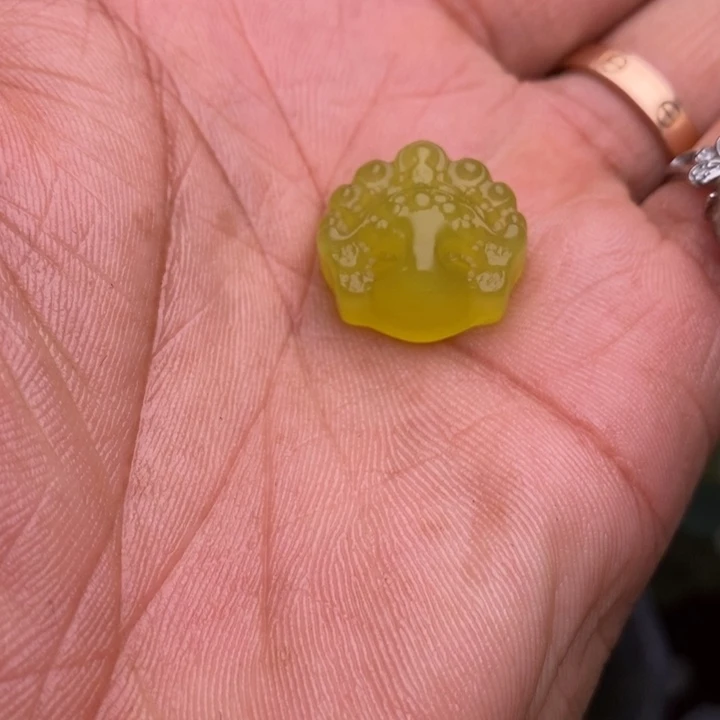 蛇纹石玉颈饰合金63