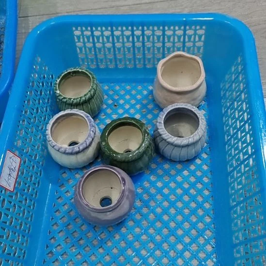 微瑕陶瓷盆满12包邮