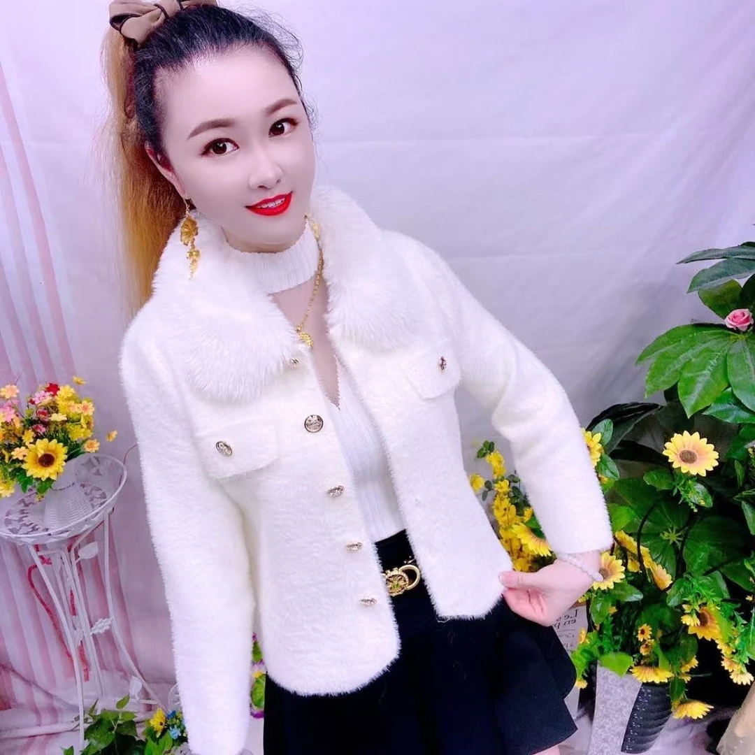 长袖秋冬季网红款女士短款极简风短外套轻奢小香风