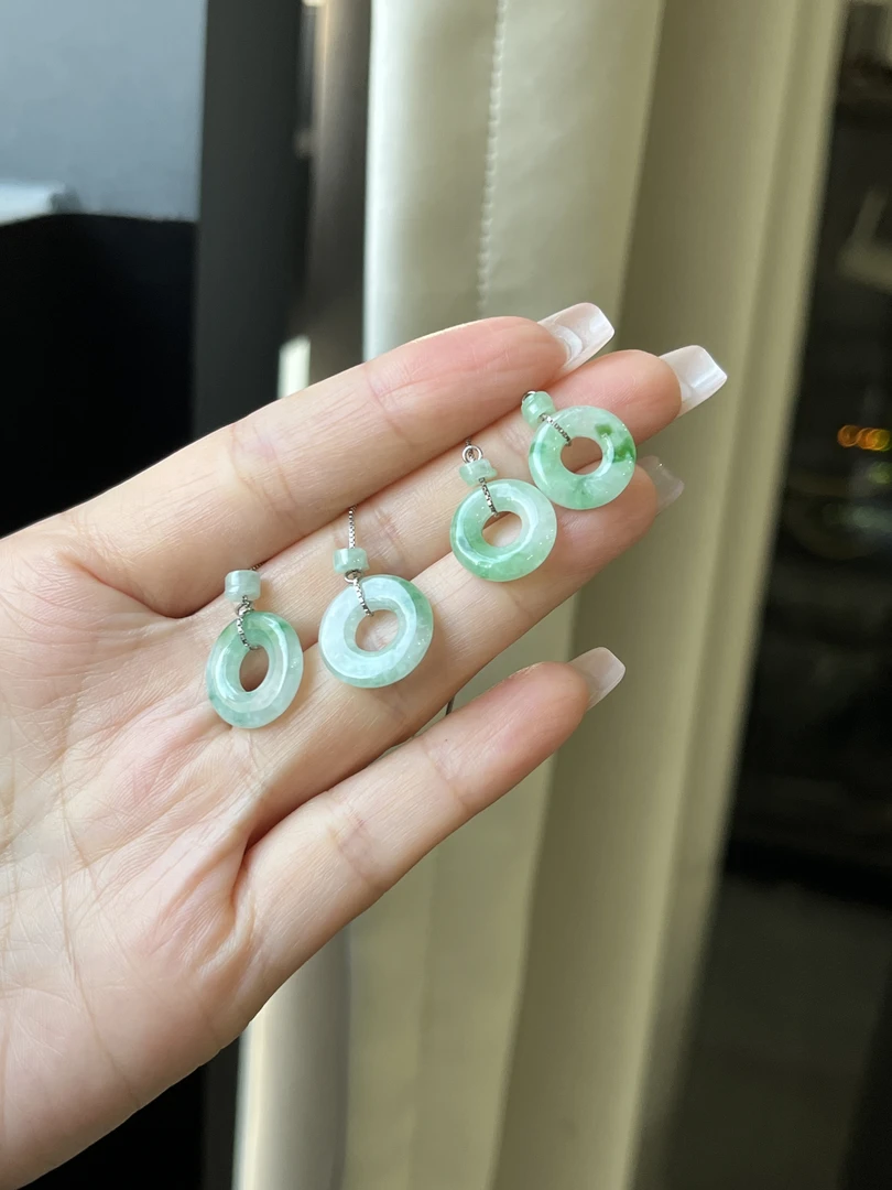 天然缅甸a货飘阳绿耳线甜甜圈翡翠耳饰珠宝飘花耳坠多样性发一