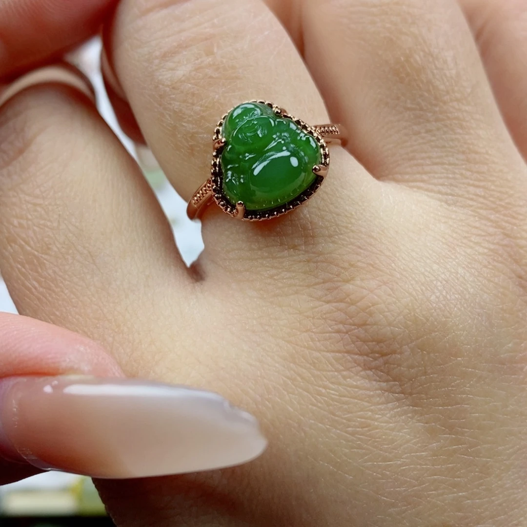 未镶嵌戒指和田玉