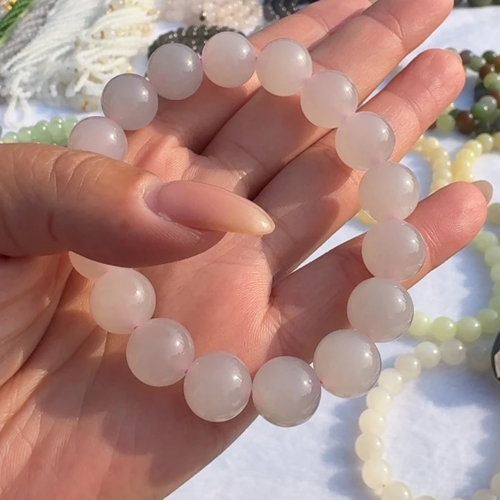 和田玉未镶嵌颈饰卡12酒窝