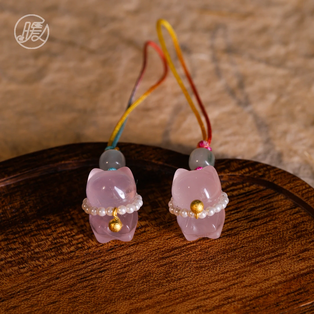 Nuanyan/暖言粉水晶小猫咪五彩绳挂件Z3030多样性发一