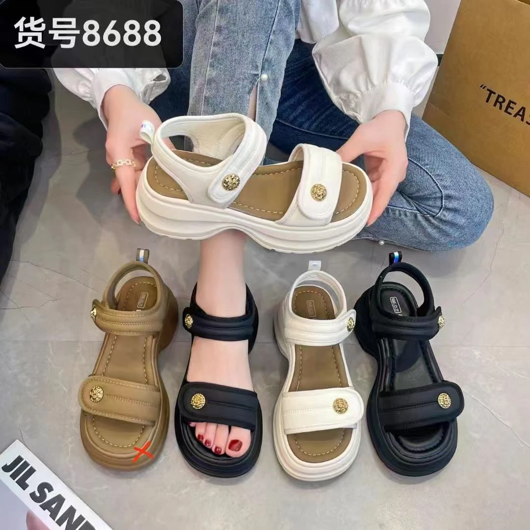 8688女款凉鞋软底网红厚底女士