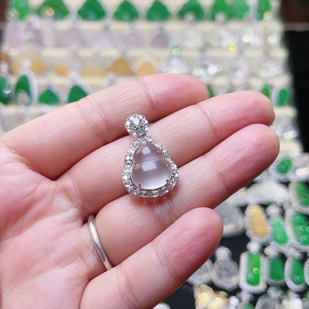 石英质玉银S925镶嵌颈饰葫芦