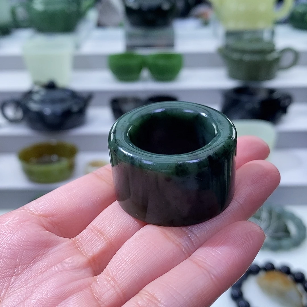 和田玉未镶嵌挂件扳指