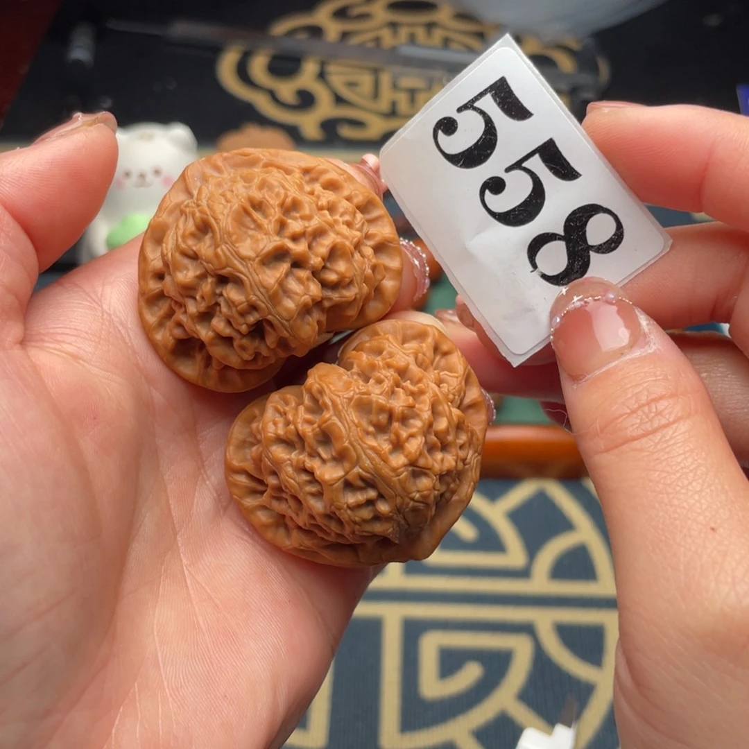 文玩核桃吊坠43全品宫灯558号