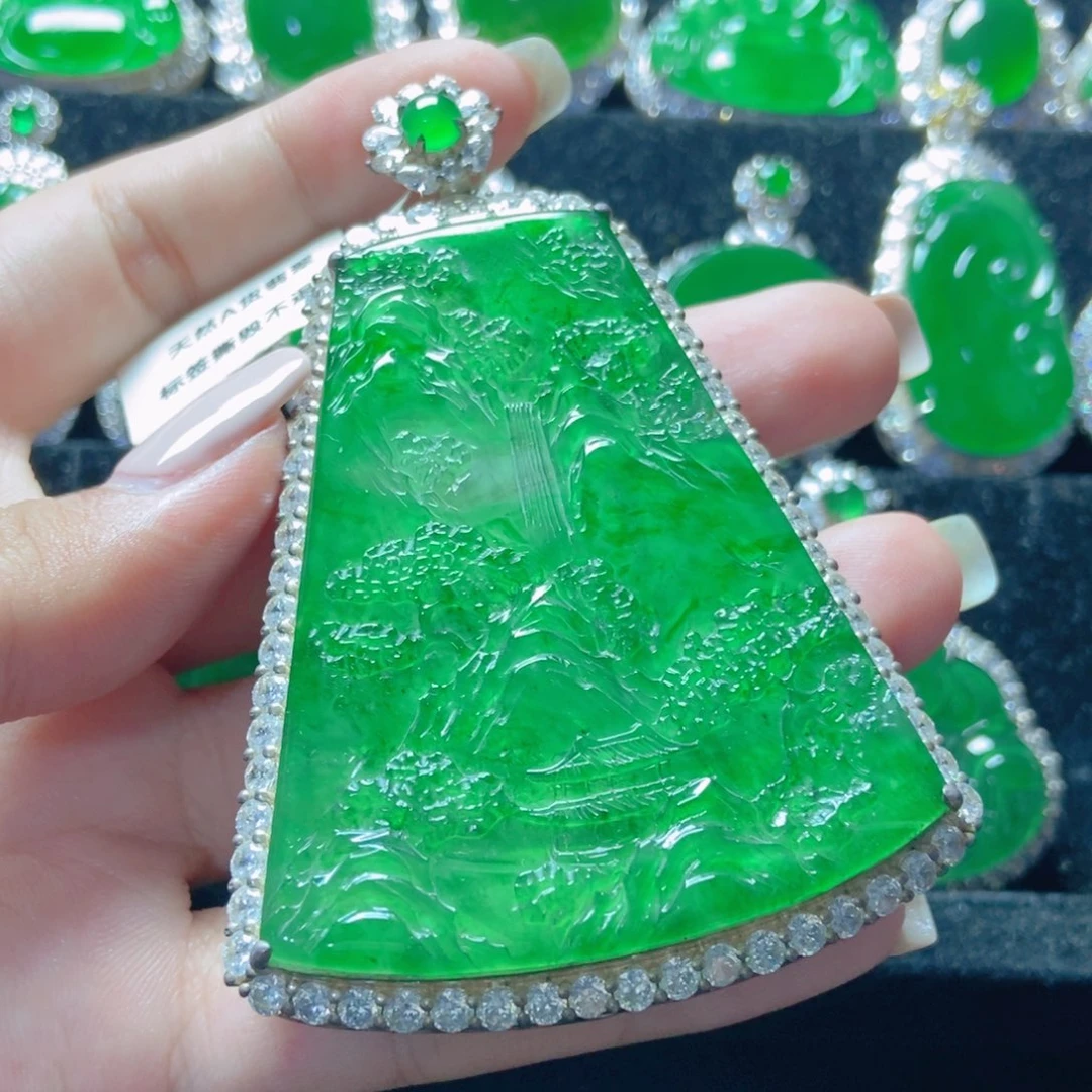 颈饰银S925镶嵌翡翠