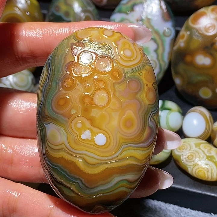 玛瑙/玉髓未镶嵌珠宝奇石32