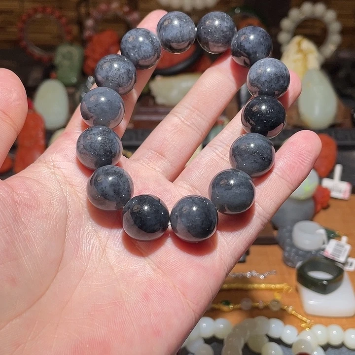 颈饰未镶嵌和田玉手串p