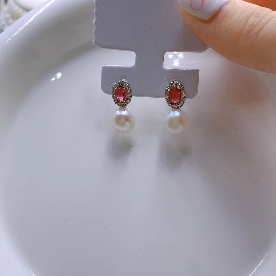 银S925镶嵌耳饰淡水珍珠