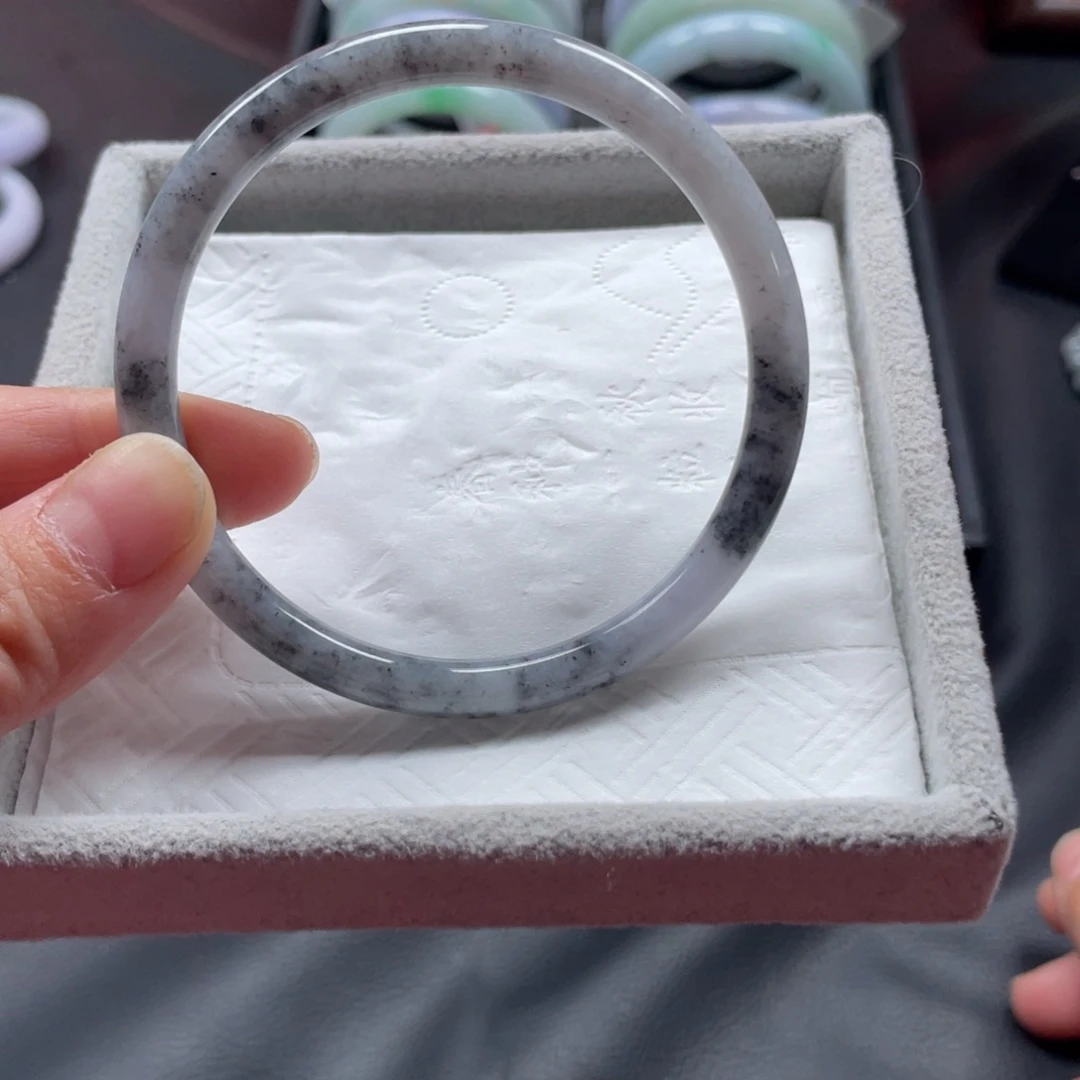 翡翠未镶嵌手镯手镯