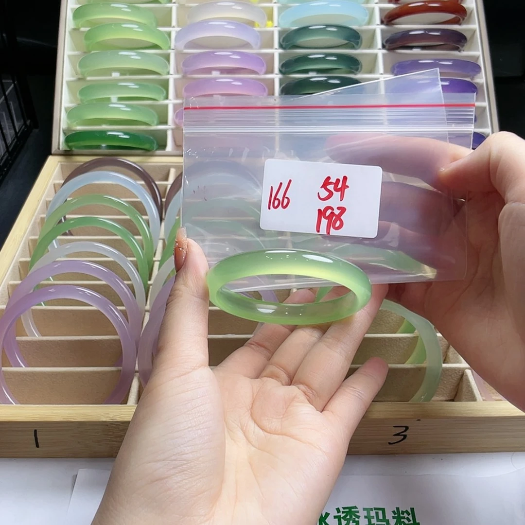 【闪购商品】玛瑙/玉髓手镯未镶嵌无*✨