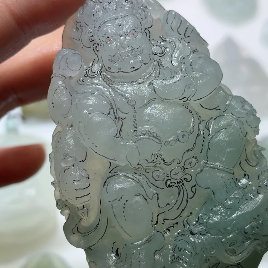 向***想定制翡翠未镶嵌毛货