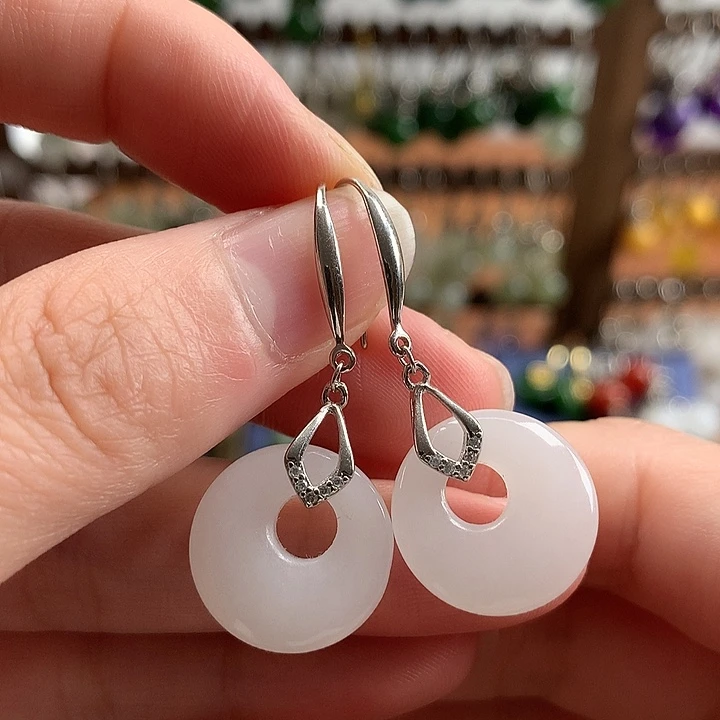 和田玉银S925镶嵌耳饰平安扣白玉15.7左右